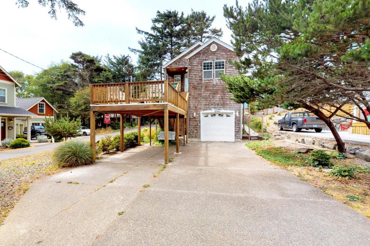 Beach House With A Park ลินคอล์น ซิตี้ ภายนอก รูปภาพ